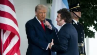 ‘Trump está rediseñando el orden mundial’, asegura presidente argentino Milei